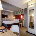 Ibis Frankfurt Centrum 3*