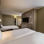 إيبيس سنتروم