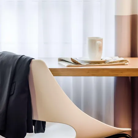 호텔 이비스 센트룸 3*