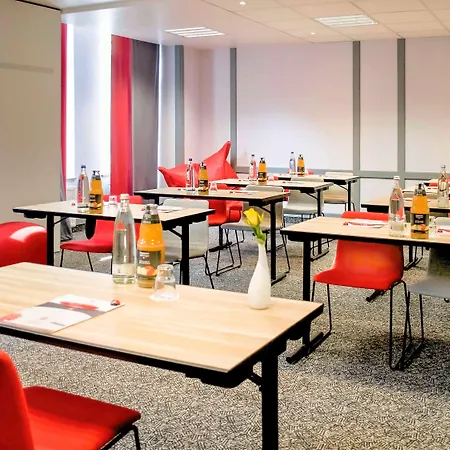 Ibis Frankfurt Centrum Hotel 3*