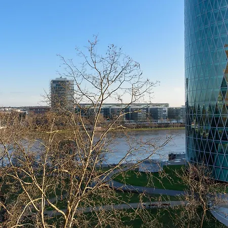 Hotel Ibis Frankfurt Centrum 3*