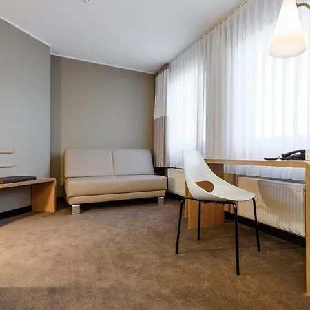 Ibis Frankfurt Centrum 3*