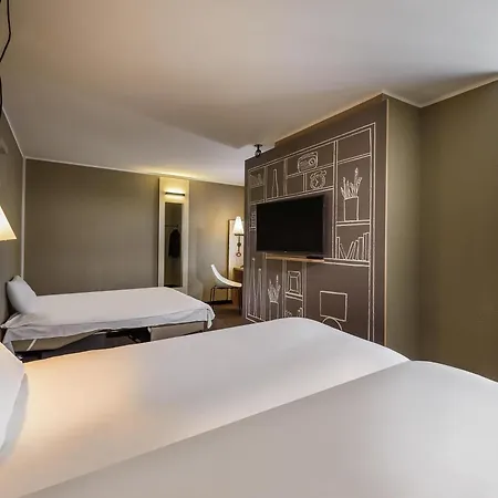 Hotel Ibis Frankfurt Centrum 3*