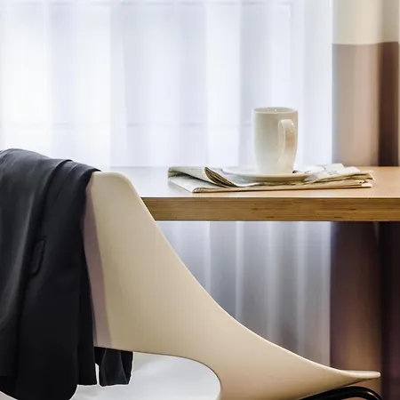 Otel Ibis Frankfurt Centrum 3*