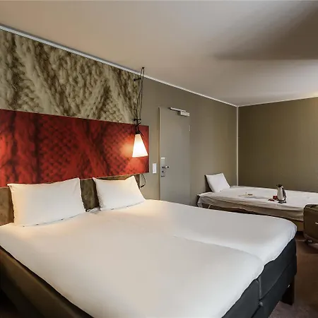 Ibis Frankfurt Centrum 3*