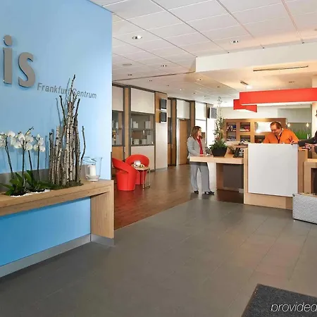 Ibis Frankfurt Centrum Hotel 3*