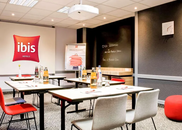 Ibis Frankfurt Centrum Hotel 3*