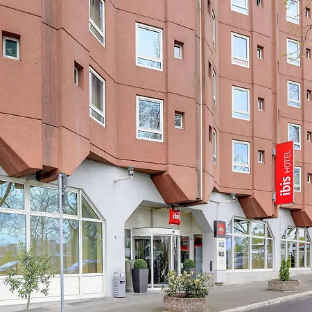 Ibis Frankfurt Centrum Hotel 3*